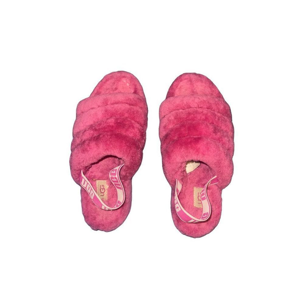 UGG Fluff Yeah Pink Slippers size 8
